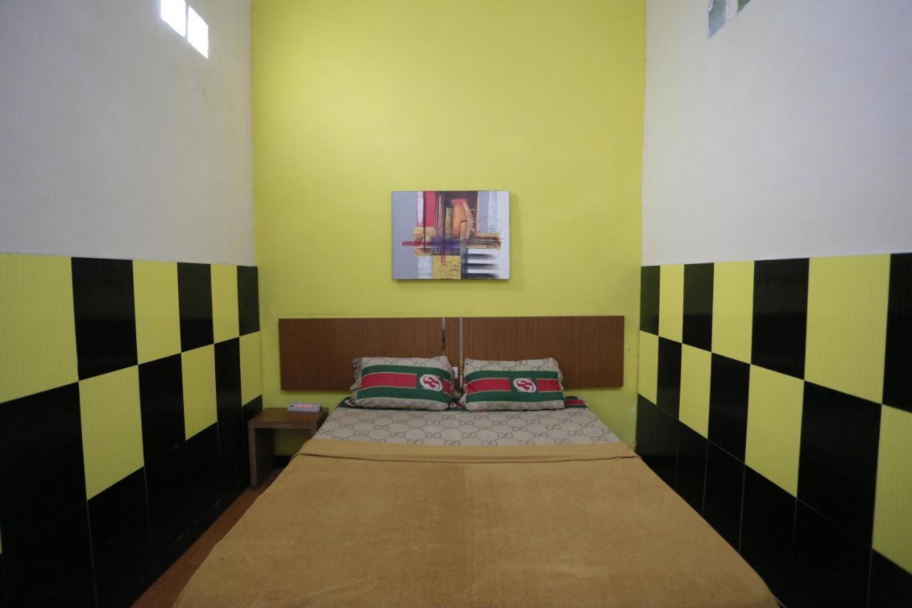 Olive Guest House Bumi Mas Raya Banjarmasin  Exteriör bild