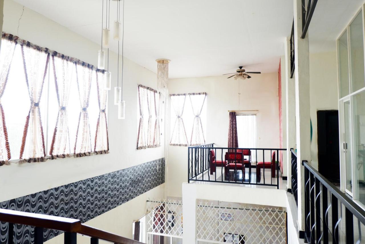 Olive Guest House Bumi Mas Raya Banjarmasin  Exteriör bild